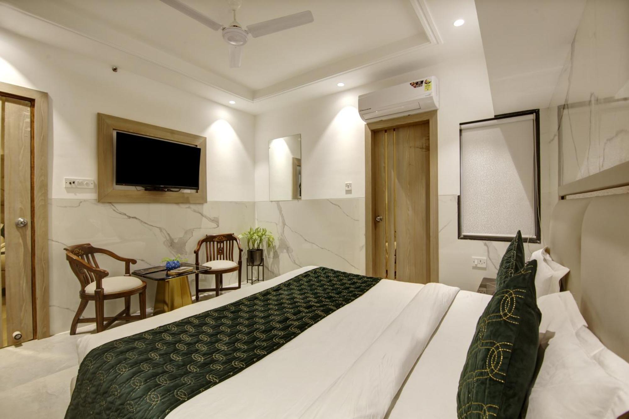 Hotel Transit International- Aerocity Delhi Airport Yeni Delhi Dış mekan fotoğraf