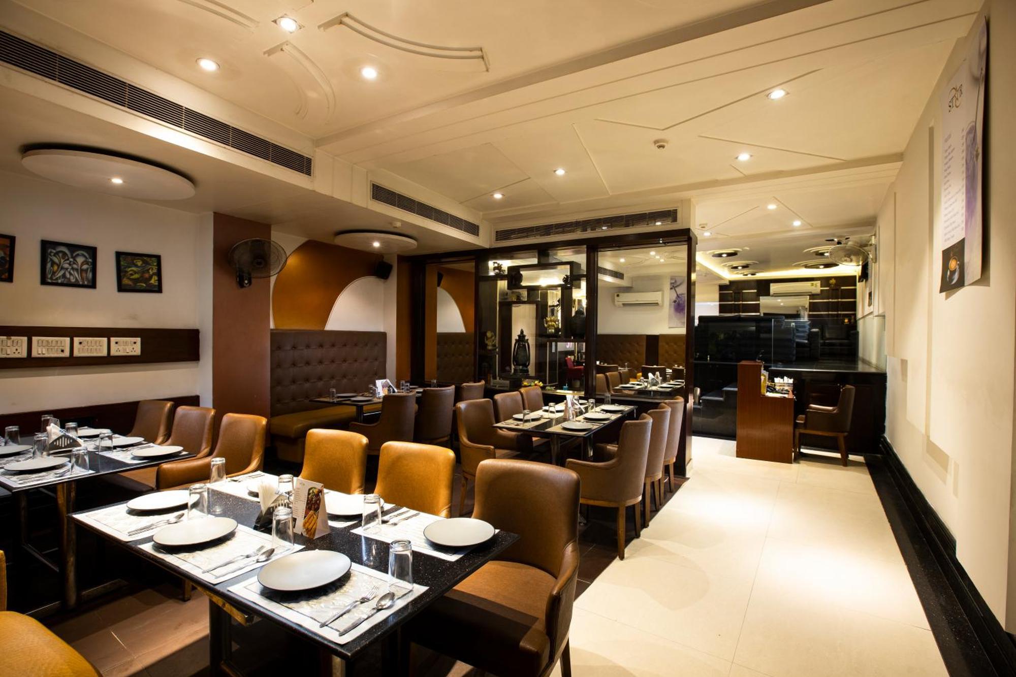 Hotel Transit International- Aerocity Delhi Airport Yeni Delhi Dış mekan fotoğraf