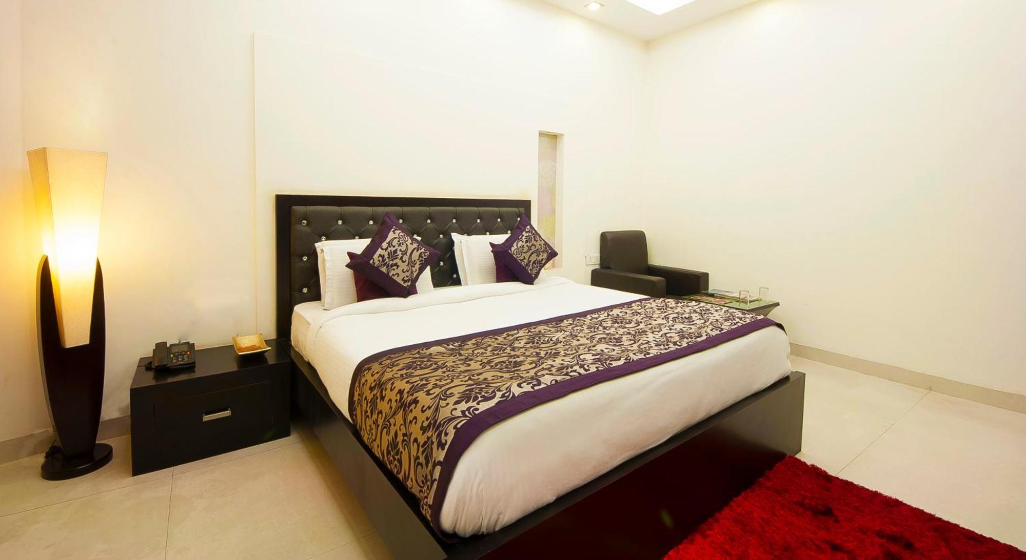 Hotel Transit International- Aerocity Delhi Airport Yeni Delhi Dış mekan fotoğraf