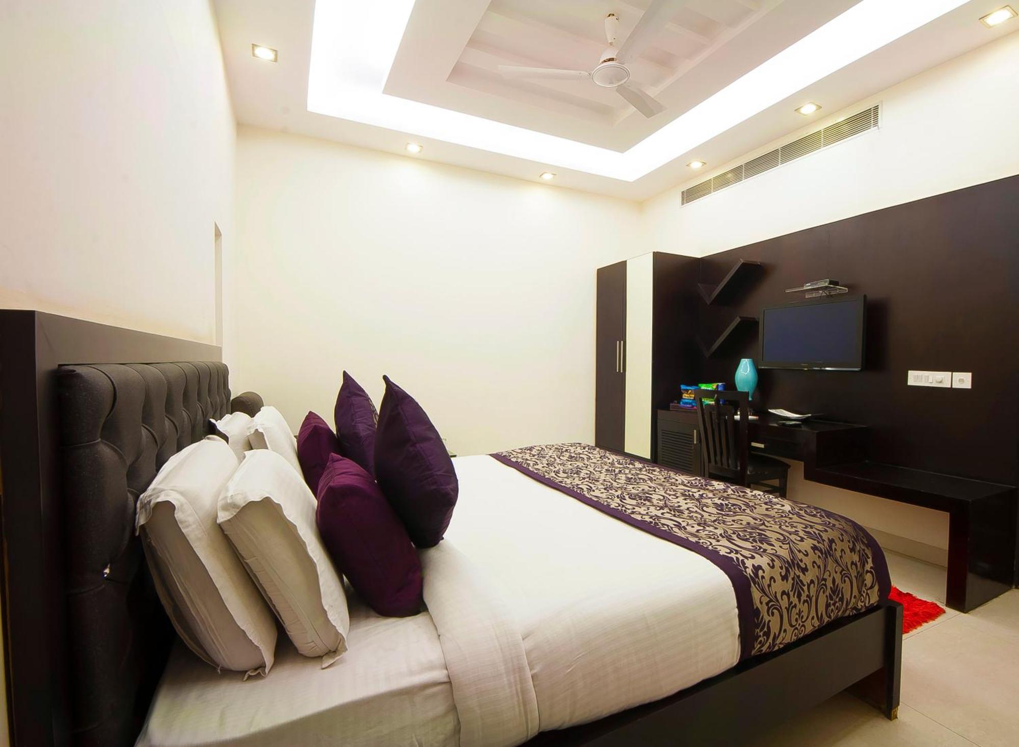 Hotel Transit International- Aerocity Delhi Airport Yeni Delhi Dış mekan fotoğraf