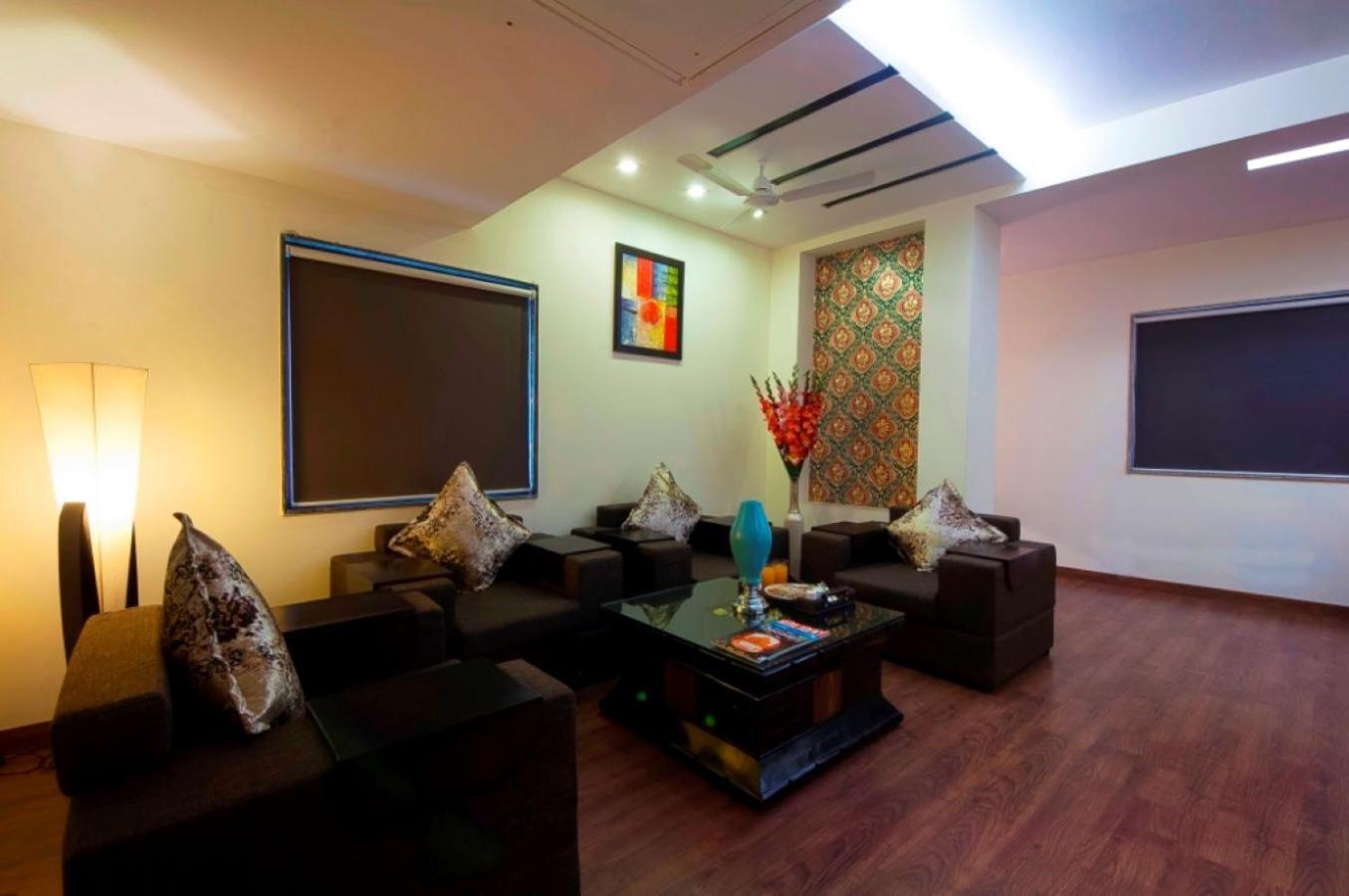 Hotel Transit International- Aerocity Delhi Airport Yeni Delhi Dış mekan fotoğraf