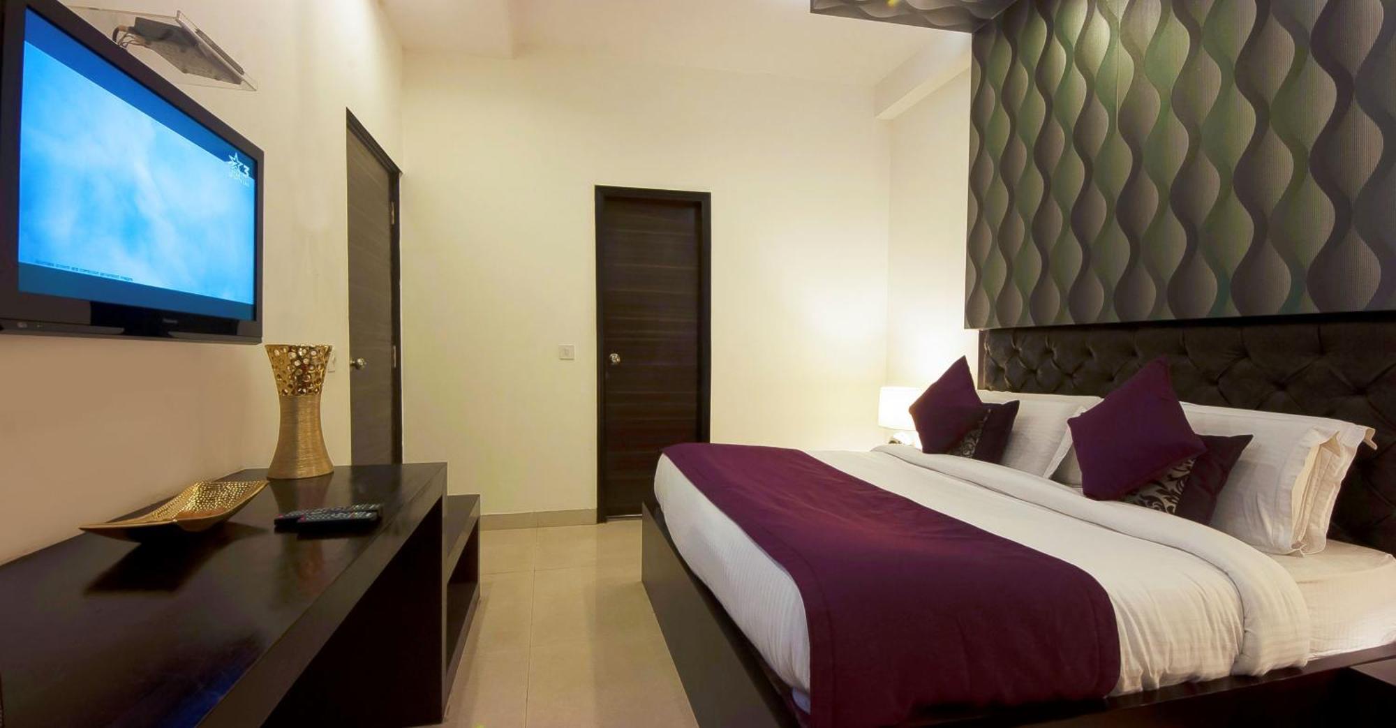 Hotel Transit International- Aerocity Delhi Airport Yeni Delhi Dış mekan fotoğraf