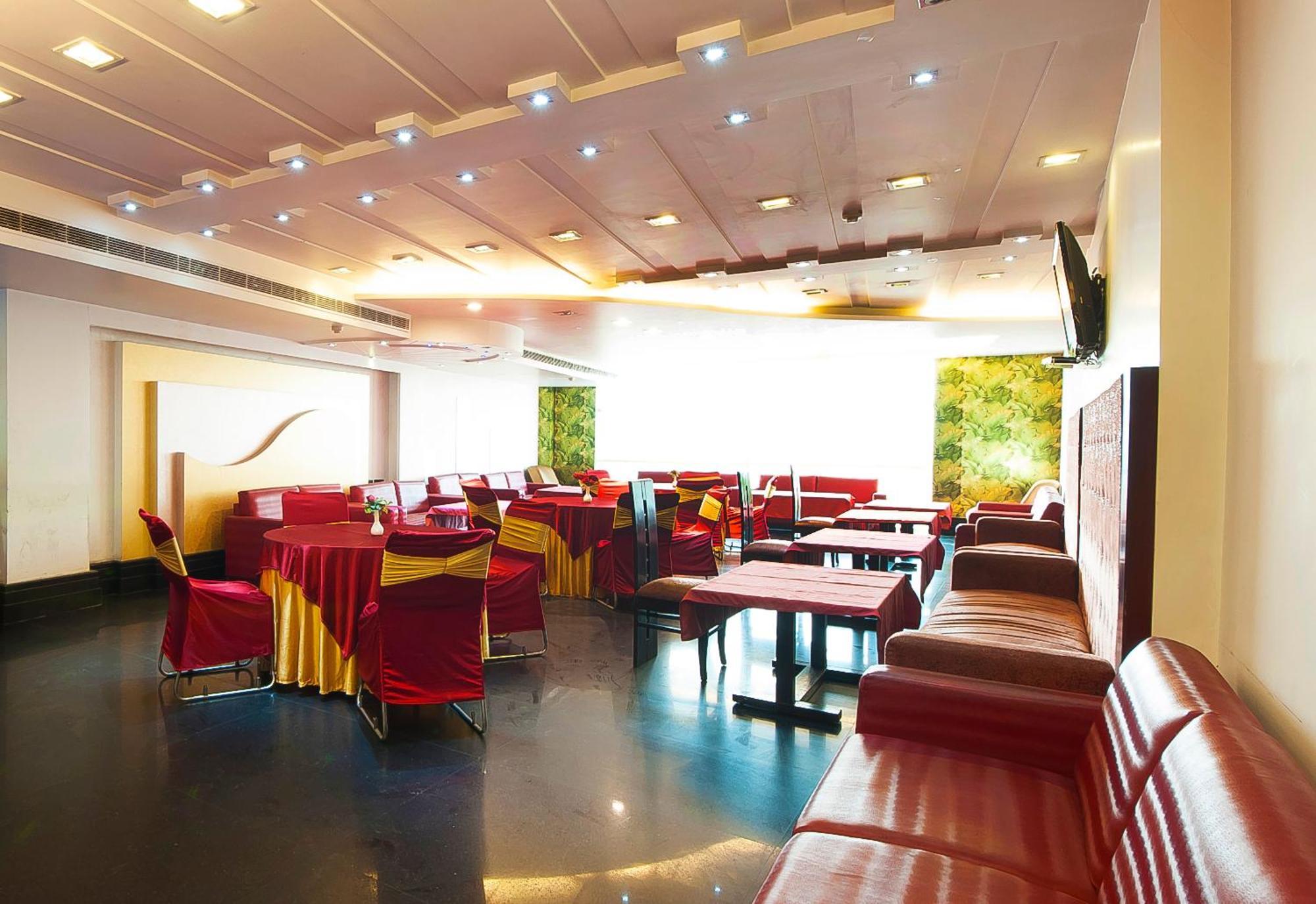 Hotel Transit International- Aerocity Delhi Airport Yeni Delhi Dış mekan fotoğraf
