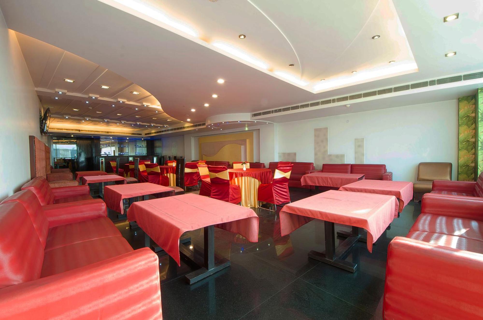 Hotel Transit International- Aerocity Delhi Airport Yeni Delhi Dış mekan fotoğraf